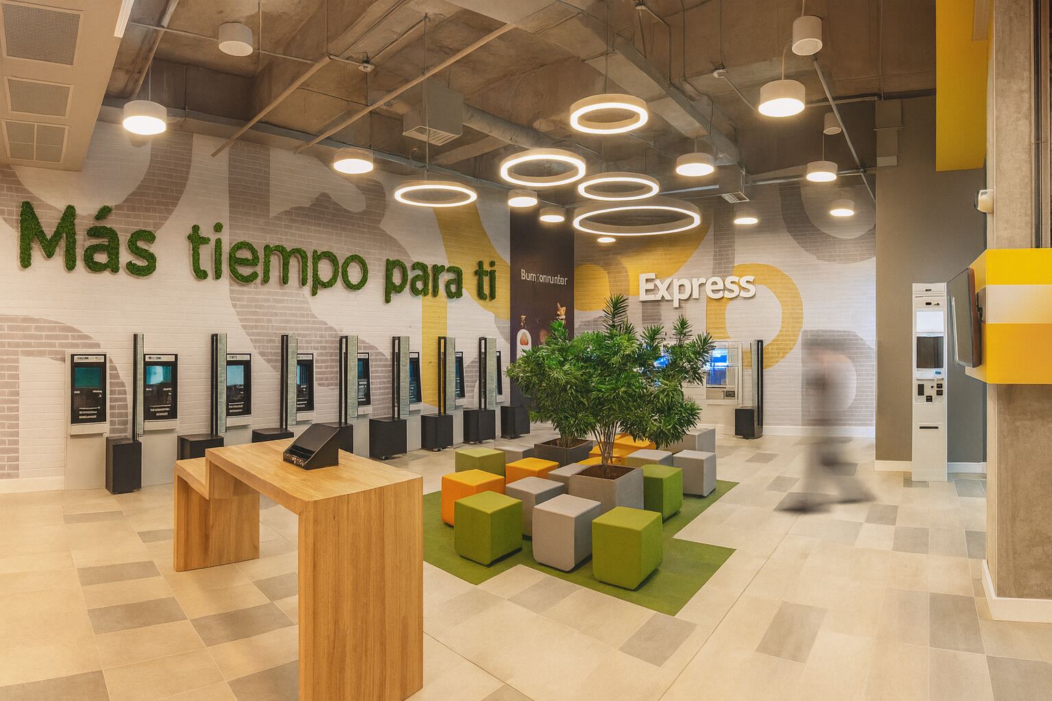Oficina corporativa diseñada por SRAIC para Bancolombia, sede Arkadia